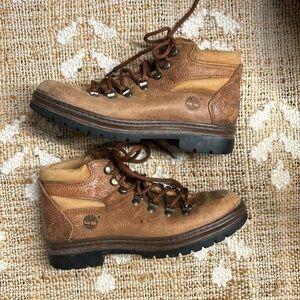 Vintage Timberland Classic Hiking Boot Size 8.5